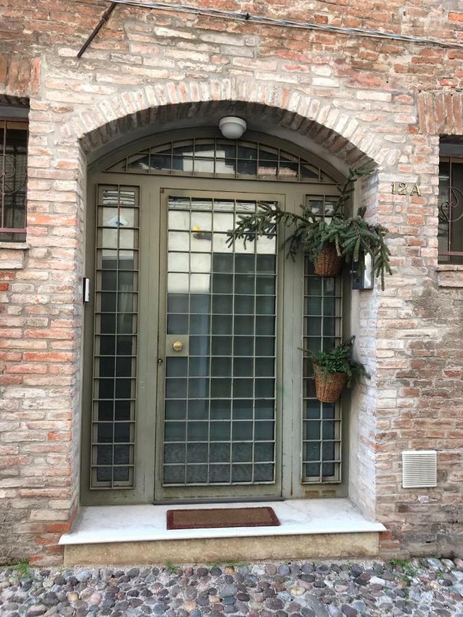 La Casa Degli Zii Apartment Ferrara Luaran gambar